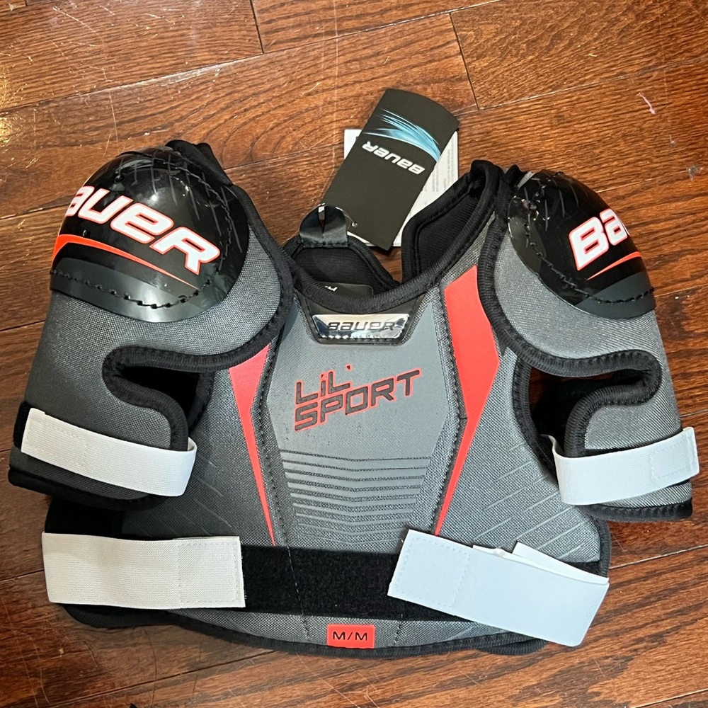 BNWT S18 Bauer youth shoulder pads